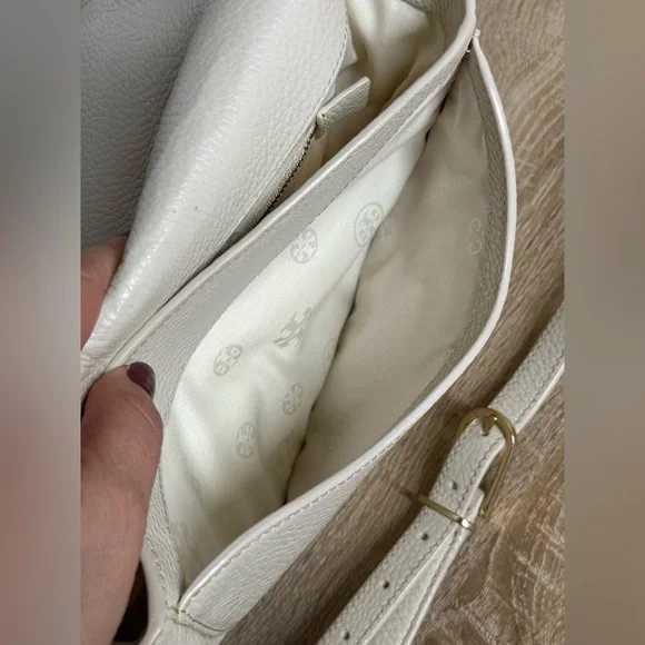 Tory Burch Cream Leather Serif T Crossbody Saddle Bag Purse - Picture 10 of 16